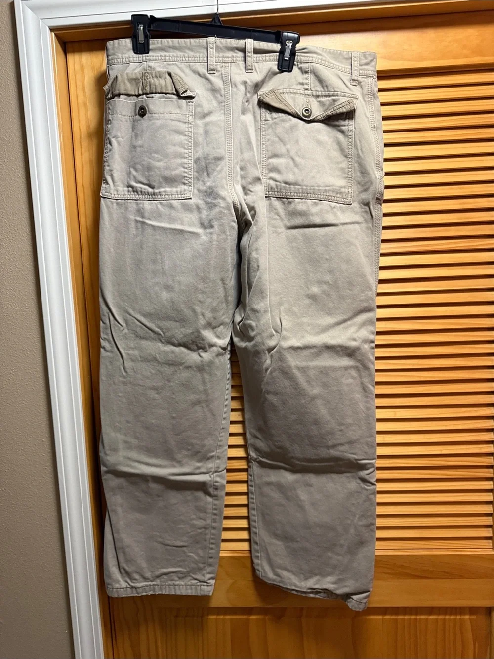 Old Navy Men's Tan Khaki Chinos with Red Plaid Waist Lining 38x32